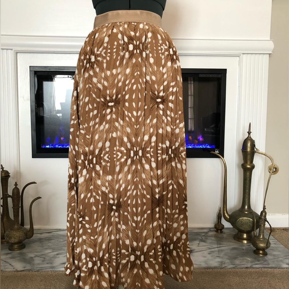 Long Pleated Honey Skirt - Size S